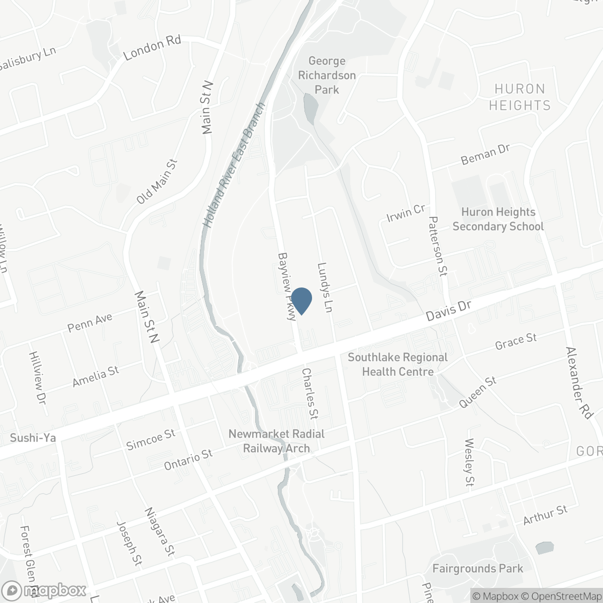 49 BAYVIEW PARKWAY, Newmarket, Ontario L3Y 3W2